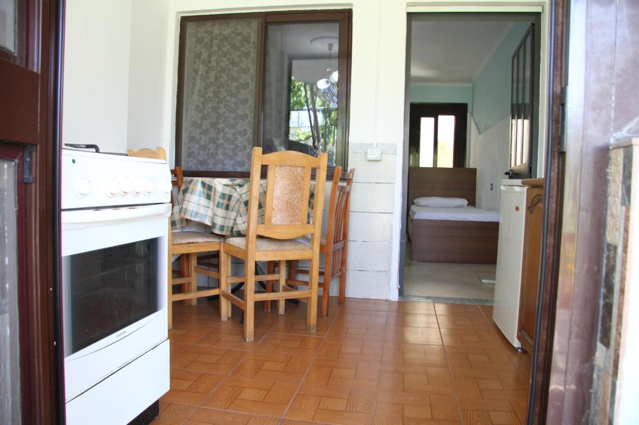 Ferienwohnung Shtepi Pushimi Durrës Exterior foto