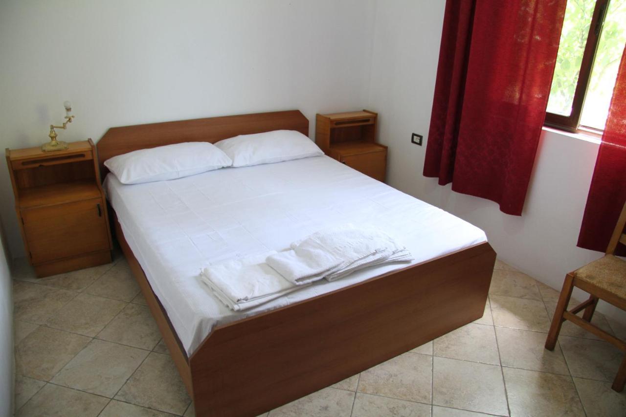 Ferienwohnung Shtepi Pushimi Durrës Exterior foto