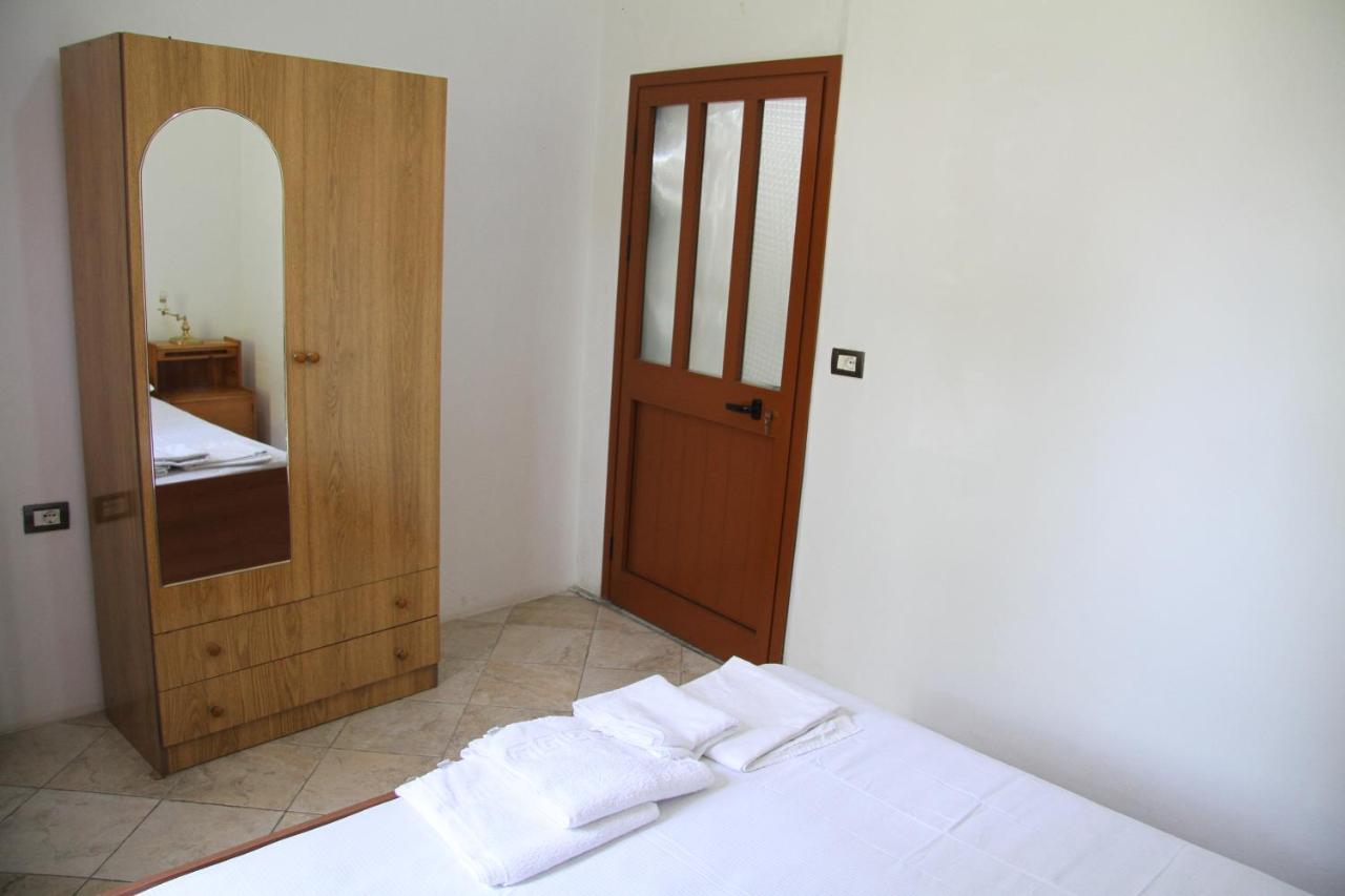 Ferienwohnung Shtepi Pushimi Durrës Exterior foto